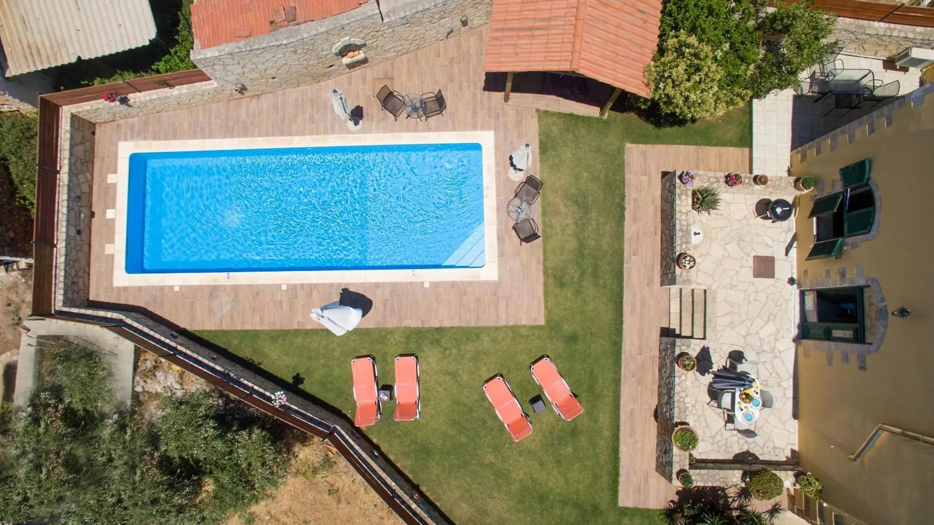 Skandalis Apartments With Pool 코라파키아 0*,  그리스