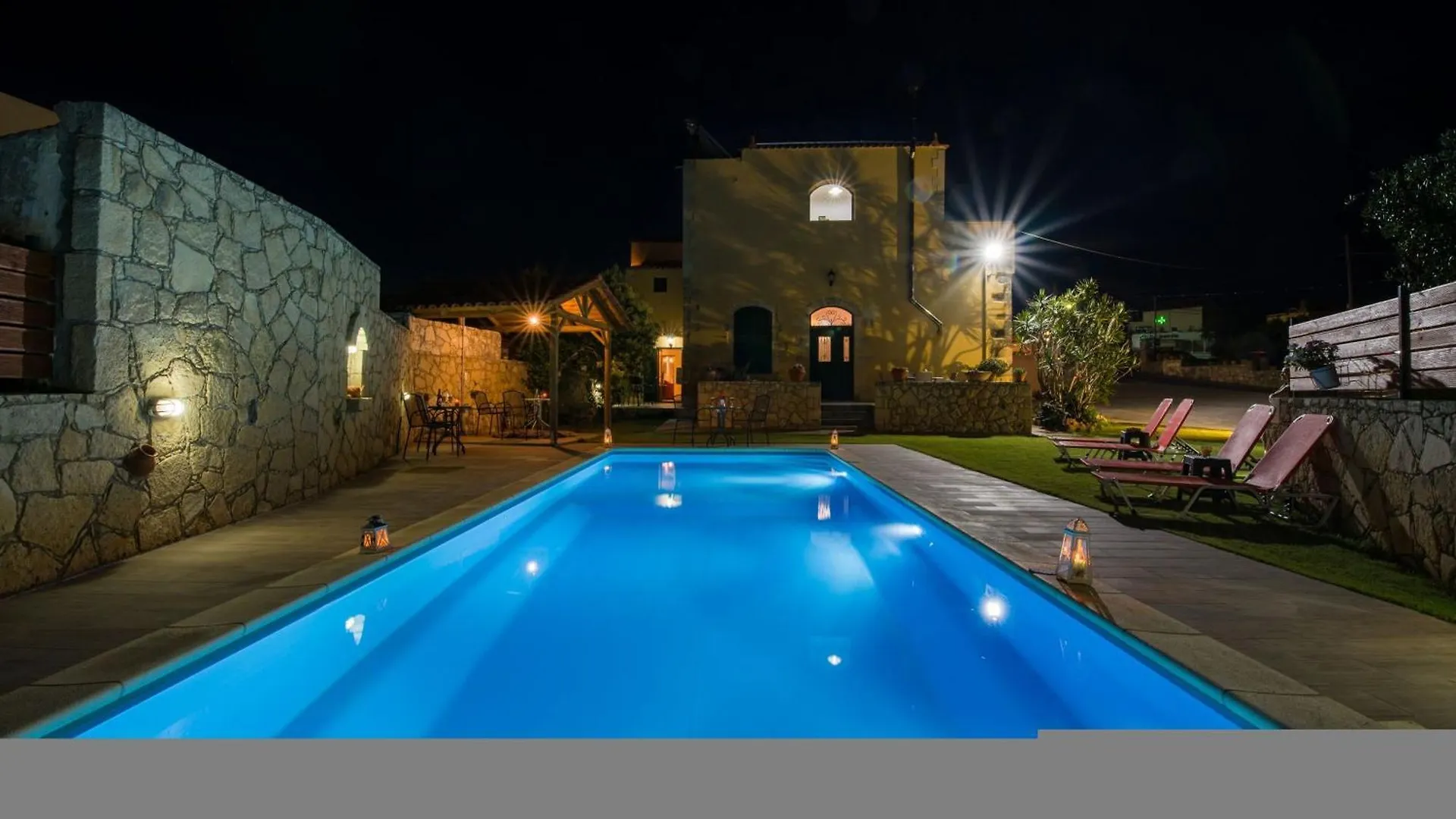 Skandalis Apartments With Pool Chorafakia